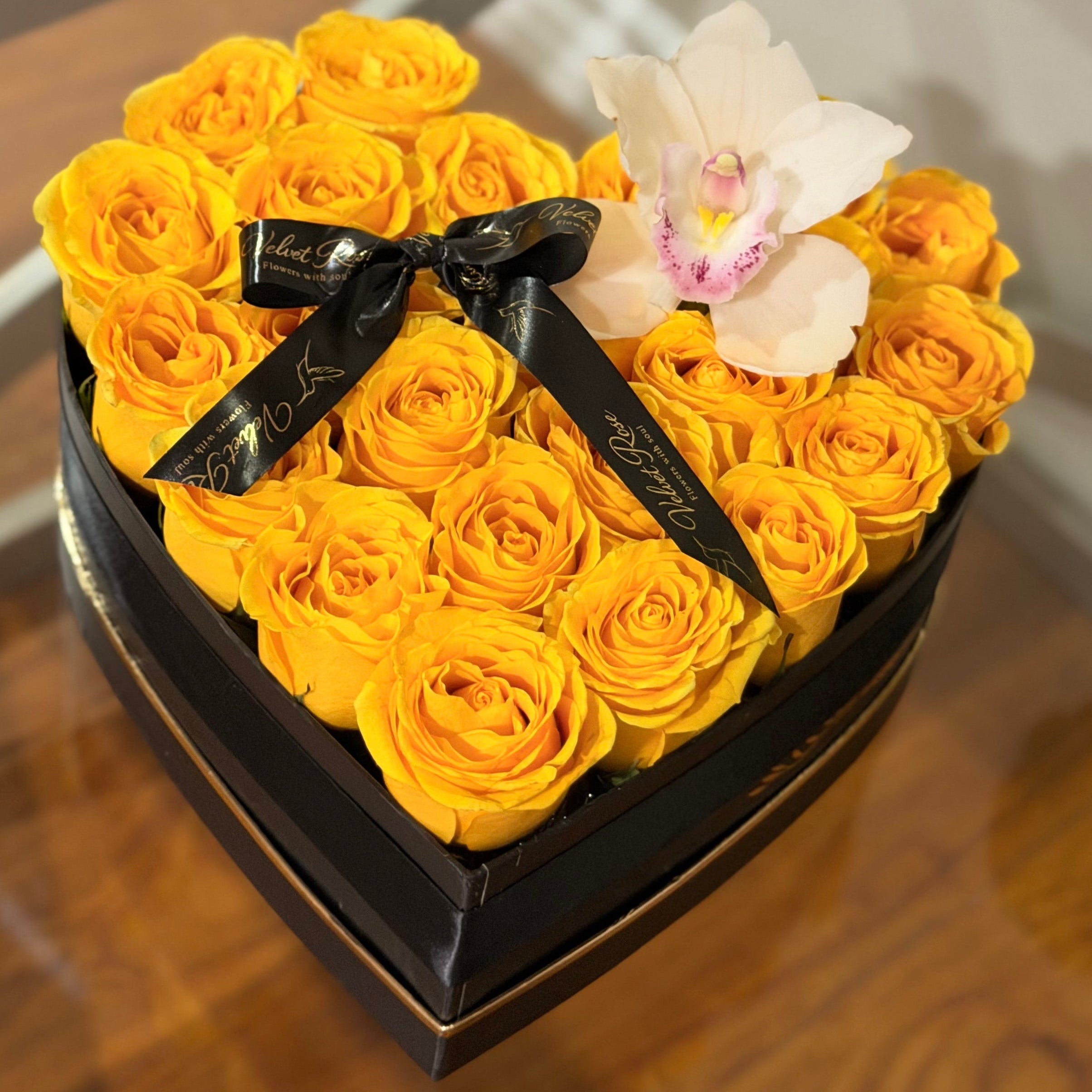 Luxury Yellow Rose Heart